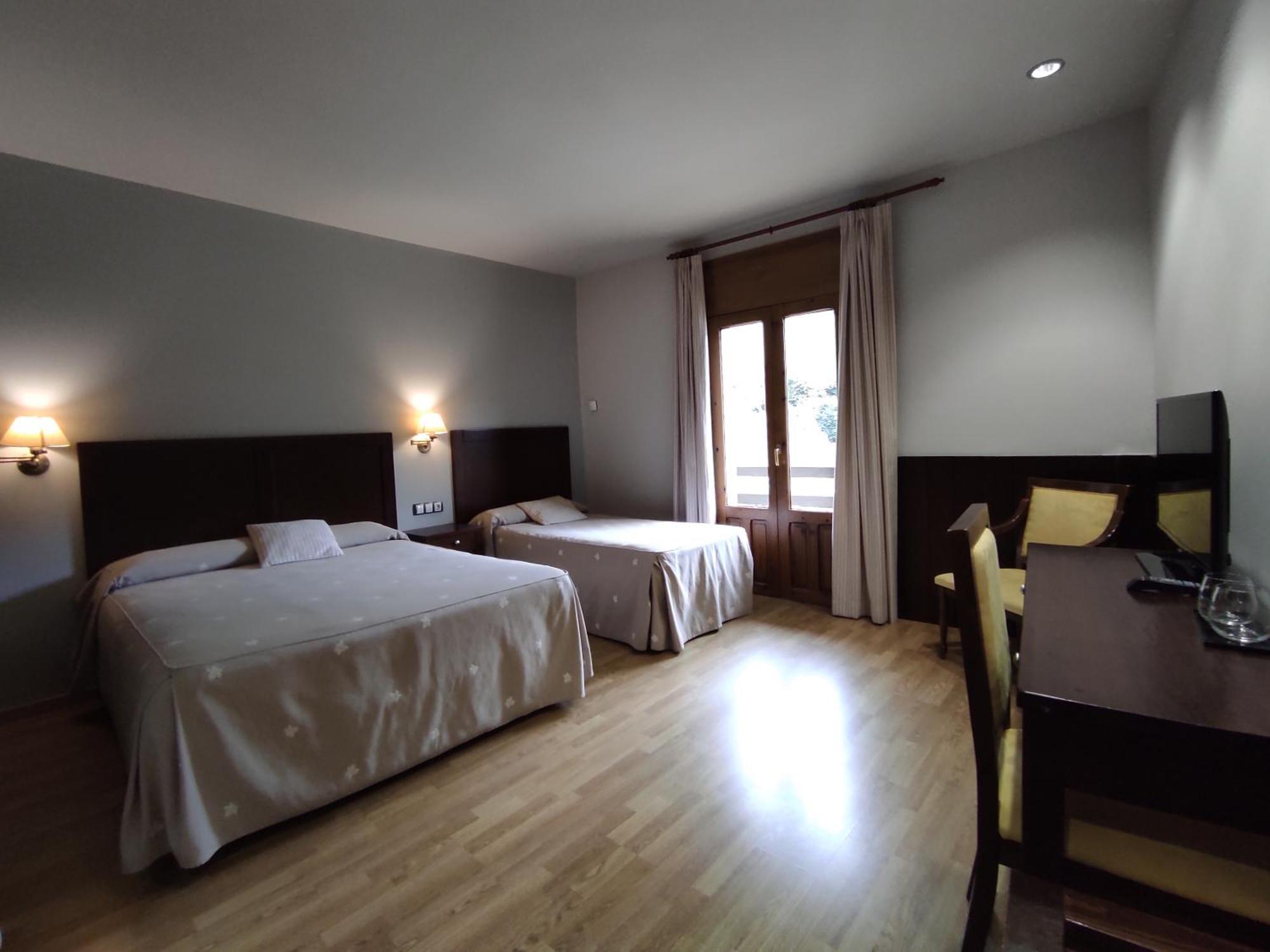 Snoe Hotel Bielsa Exterior photo